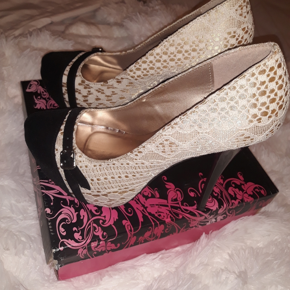 Women shoes